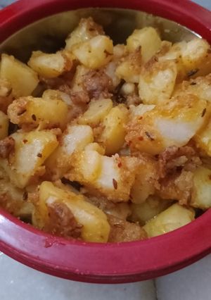 A picture of Jeera aloo.