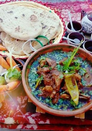A picture of PISHAWRI_KARHAI With home_made_naan.