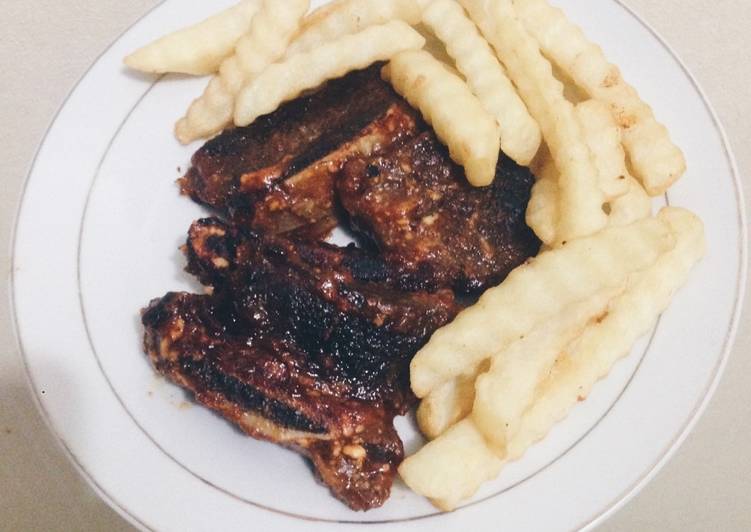 Resep Iga Sapi Panggang with Cheesy Barbecue sauce Super Enak