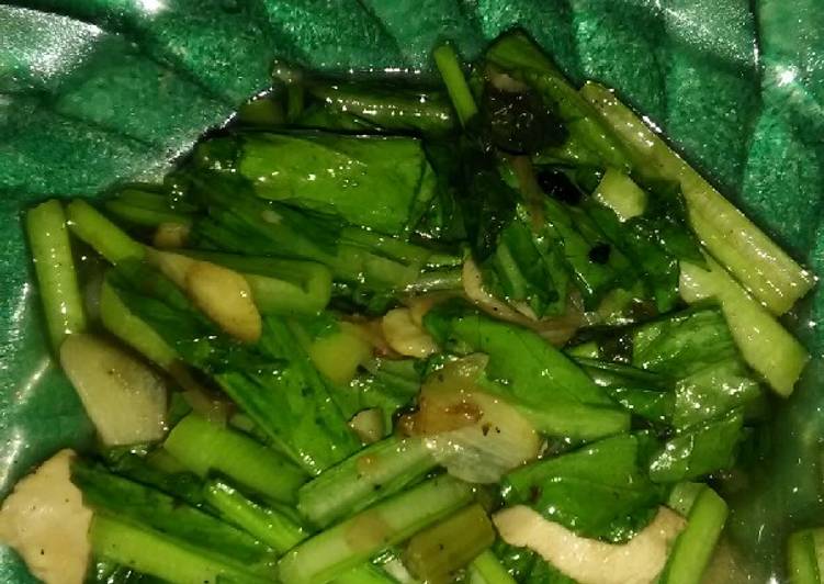 Bagaimana memasak Tumis sawi ayam nonmsg ummu Mouzah, Lezat Sekali