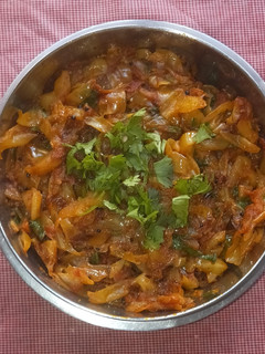 કોબીજ નું શાક (Cabbage Shak Recipe In Gujarati) રેસીપી મુખ્ય ફોટો
