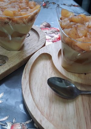 عکسی از دستور دسر محلبی سیب