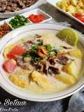 Soto khas Betawi (Iris daging sapi)