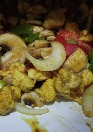 عکسی از دستور خوراک مرغ و قارچ رژیمی