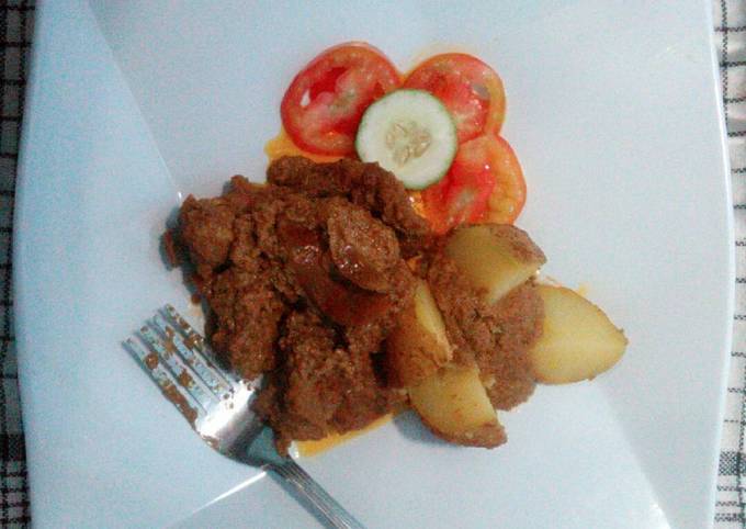 Rendang kentang