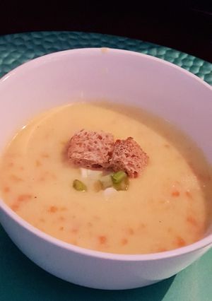 صورة لوصفة شوربة البطاطس سهلة ولذيذة