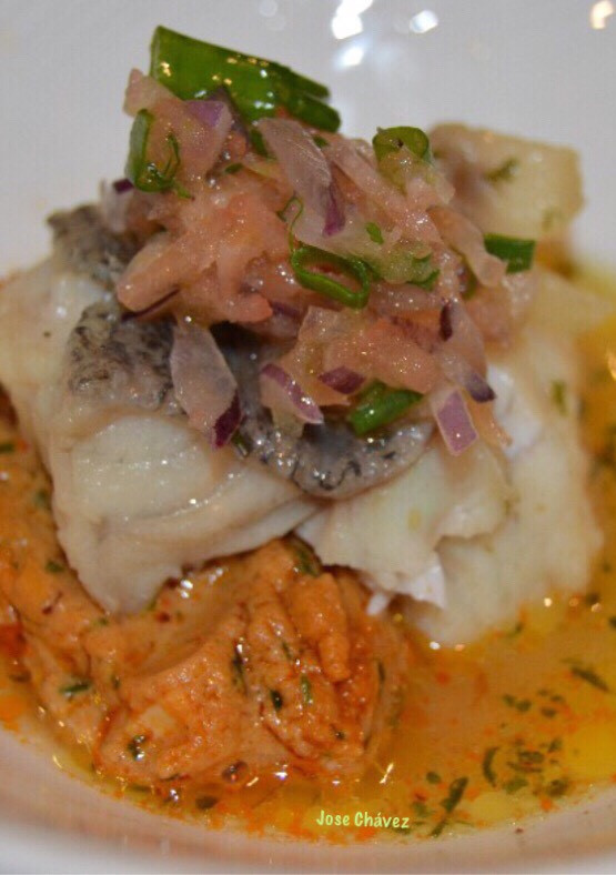 Una foto de Cazuela de Cherne con su escaldon y queso palmero