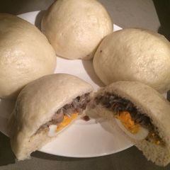 A picture of Steamed bun.