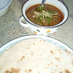 A picture of Mother's special Qeema.