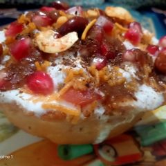 A picture of Katori chaat.