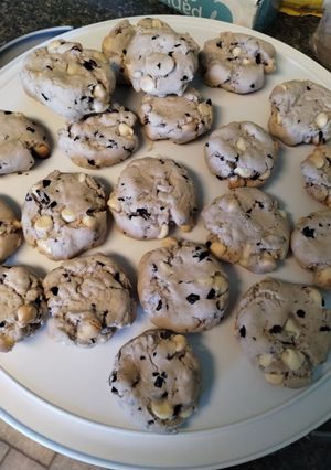 A picture of Blueberry White Chocolate Cookies GF.