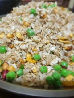 चूडा़ मटर फ्राई (chura matar fry recipe in Hindi) रेसिपी मुख्य फोटो