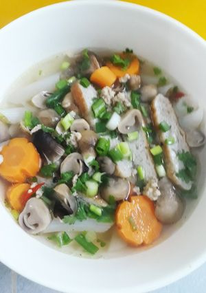Hình của món Nui chả cá.