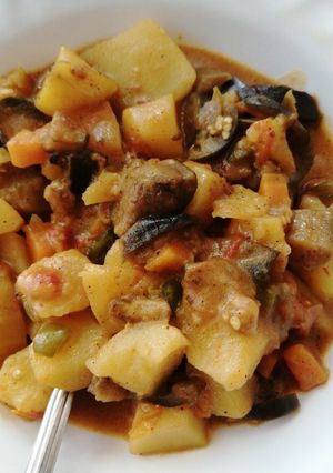 A picture of Egg plant and potato dish.