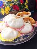 Bánh bao nhân pizza cho bữa sáng