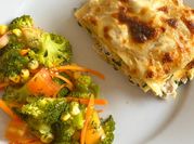 Una foto de lasagna de platano