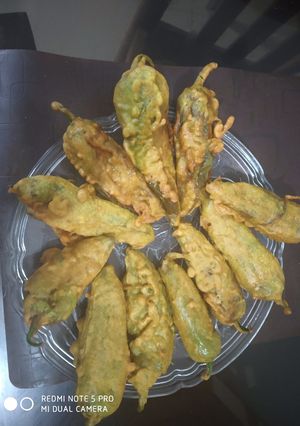 Mirch ke pakode रेसिपी मुख्य फोटो