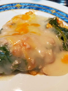 Una foto de Espinacas con huevo y salsa bechamel Thermomix
