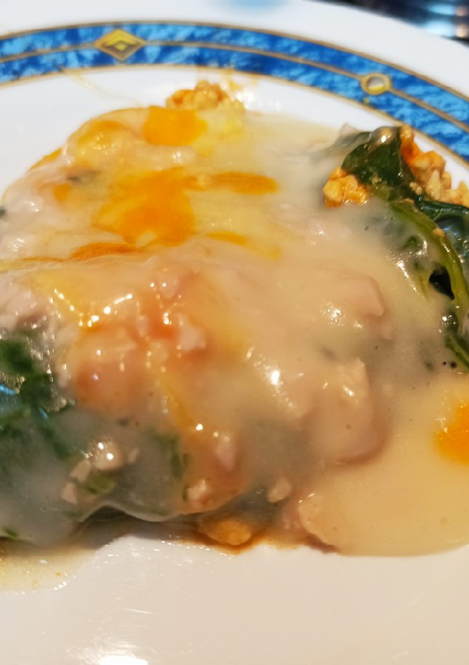 Una foto de Espinacas con huevo y salsa bechamel Thermomix