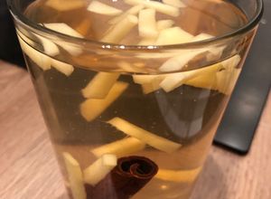 Egyszerű fahéj-gyömbér tea recept fotója