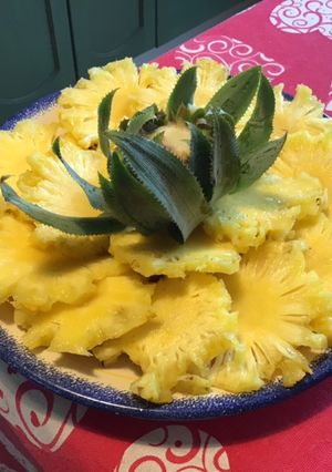 Une photo de Ananas Victoria parfumé à la rose