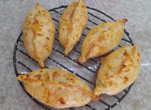 Una foto de Empanadas de Mejillones y kanikama