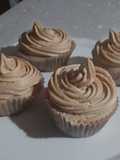 Cupcakes de vainilla con buttercream de dulce de leche