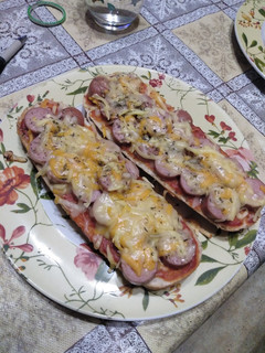 Una foto de Panini de salchichas (sensillisimo y muy rápido de hacer)