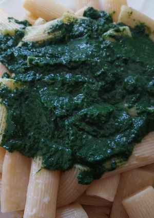 Una foto de Salsa de Espinaca