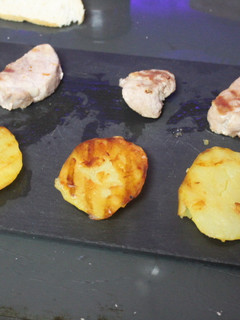 Una foto de Solomillo con patatas a la plancha