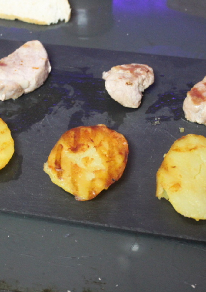 Una foto de Solomillo con patatas a la plancha