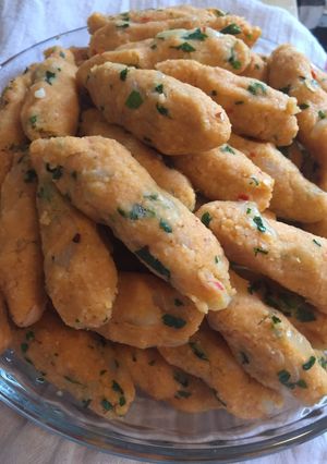 A picture of Lentil fingers .
