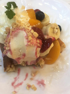 Foto resep Creamy vanilla ice cream with Fresh Fruit