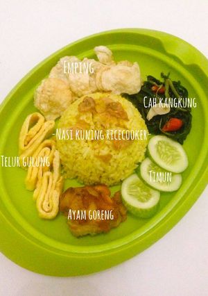 Foto resep Nasi Kuning Rice Cooker (Anti Gagal)