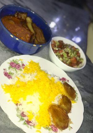 عکسی از دستور قیمه بادمجون😋
