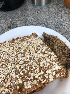 Una foto de Pan integral con semillas (Vegano)
