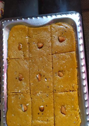 A picture of Rajasthani Besan Chkkkiii.