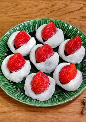 A picture of ★ICHIGO(strawberry) DAIFUKU★.