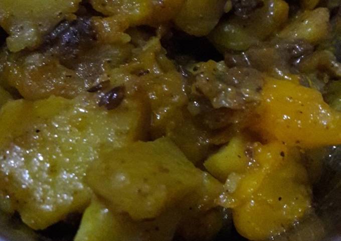 Steps to Prepare Perfect Potato Mango Sabji