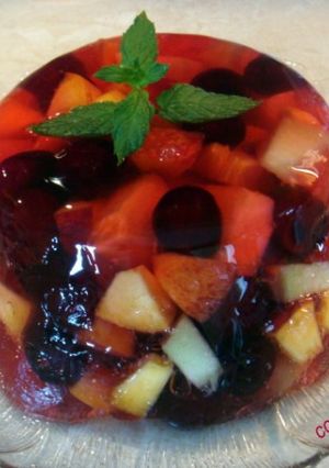 A picture of Fresh fruit jelly.