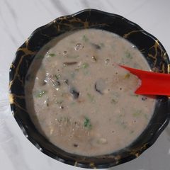 A picture of Mushroom and Dil soup.