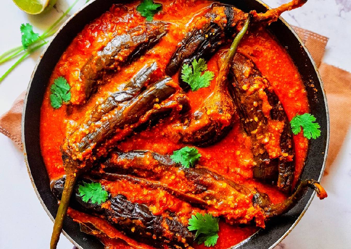 Langkah Mudah untuk Membuat Bharwa Baingan/Brinjal Masala yang
Menggugah Selera