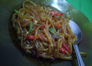 Resep Populer Mie kenyol pedas manis Sedap