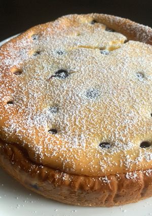 A picture of Super Easy Blueberry Baked Cheesecake.