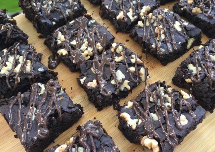 Recipe of Favorite Chocolate walnut brownie