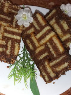 Une photo de Gâteau au étages choco vanille