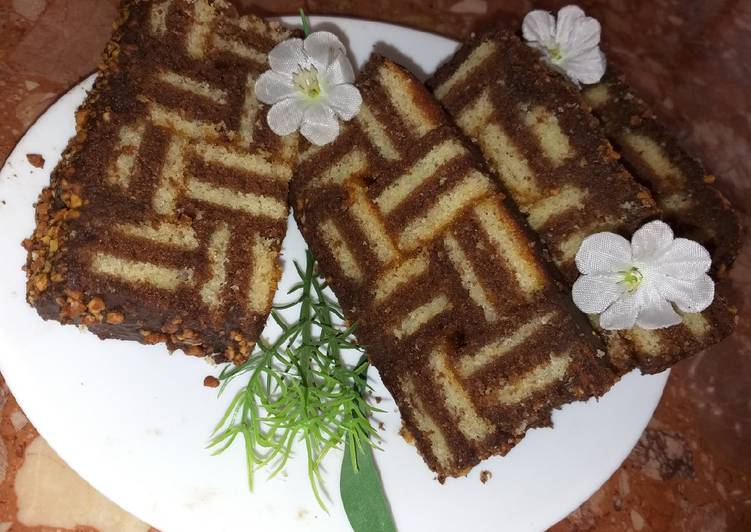 Comment Servir Gâteau au étages choco vanille