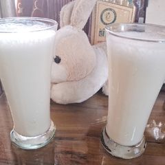 A picture of Creamy lassi.