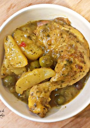 Une photo de Poulet aux olives et aux pommes de terre