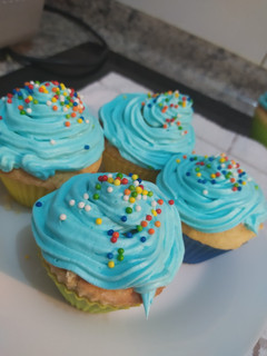 Una foto de Cupcakes rellenos con manjar y Nutella🧁